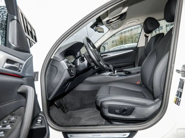 BMW 530 530e Touring