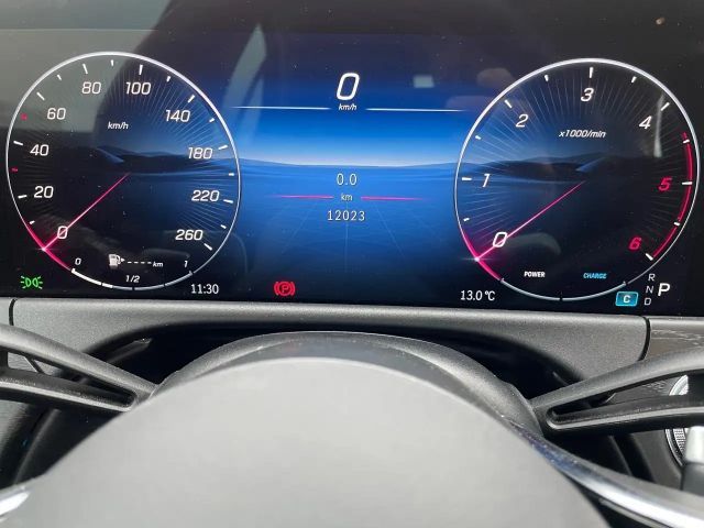 Mercedes-Benz E 220 AVANTGARDE E 220 d Sedan