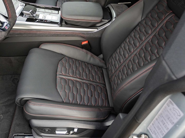 Audi RS Q8 Performance Quattro