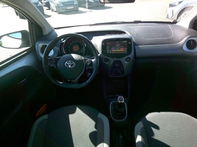 Toyota Aygo Play VVT-i X-play