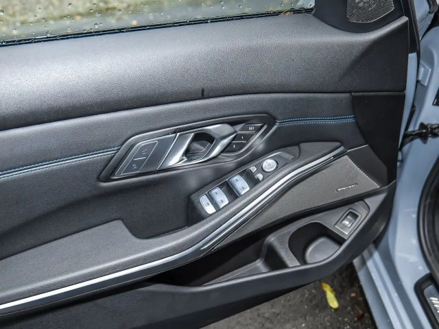 BMW 330 330i M-Sport Sedan