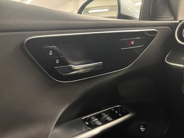 Mercedes-Benz C 180 AVANTGARDE Estate