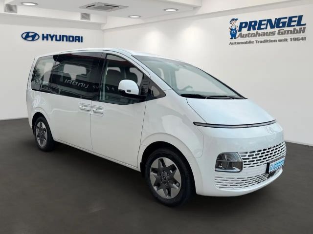 Hyundai Staria Trend