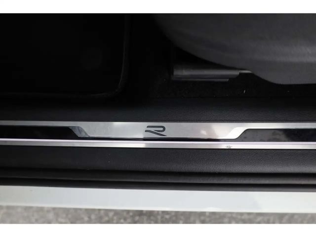 Volkswagen Tiguan 2.0 TDI DSG R-Line