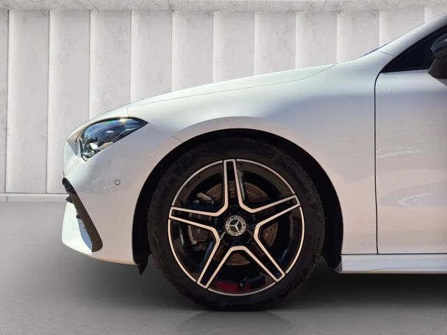 Mercedes-Benz CLA 200 AMG Line