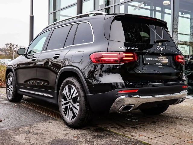 Mercedes-Benz GLB 200 4MATIC GLB 200 d