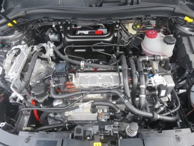 Mercedes-Benz EQA 300 4MATIC AMG Line