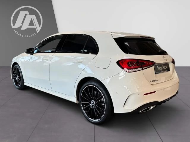 Mercedes-Benz A 250 A 250 e AMG Line