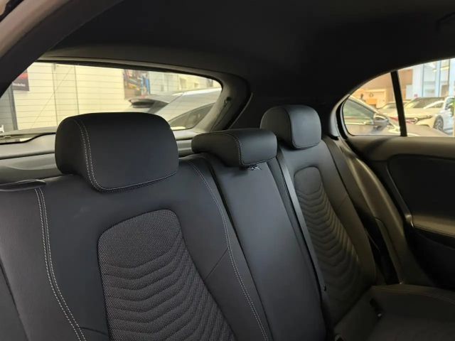 Mercedes-Benz A 180 Progressive