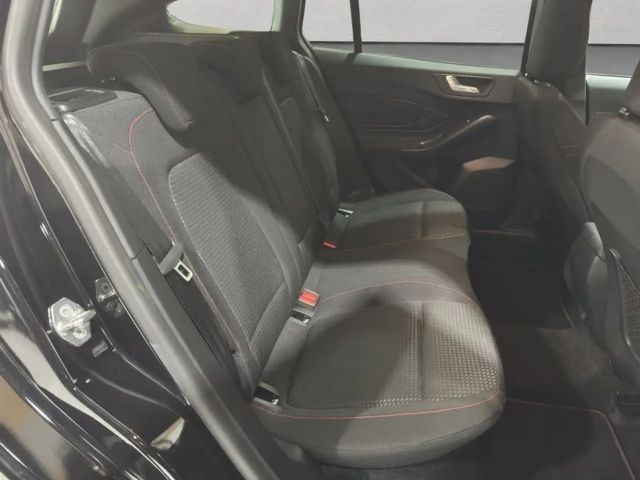 Ford Focus ST Line Wagon