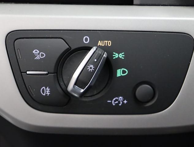 Audi A4 40 TDI Avant S-Tronic