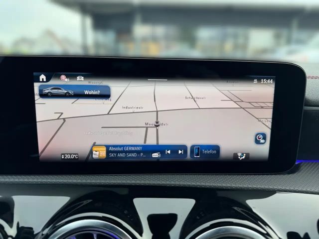 Mercedes-Benz CLA 200 AMG Line Coupé Sedan