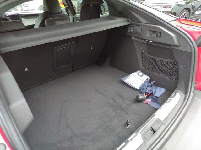 Peugeot 408 GT-Line Hybrid