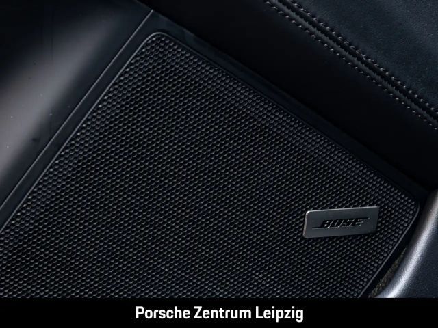 Porsche 992 Cabrio Carrera GTS