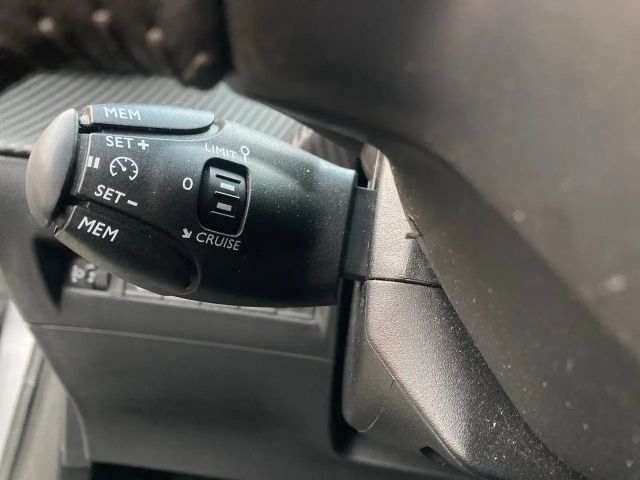 Peugeot 208 Active Pack PureTech