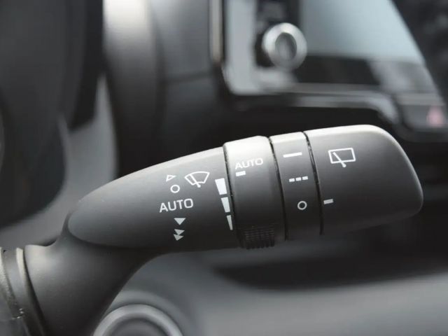 Toyota Yaris Club Hatchback