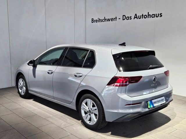 Volkswagen Golf 1.5 eTSI DSG Life