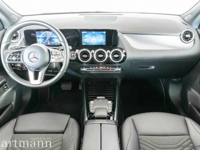Mercedes-Benz GLA 200 GLA 200 d Progressive