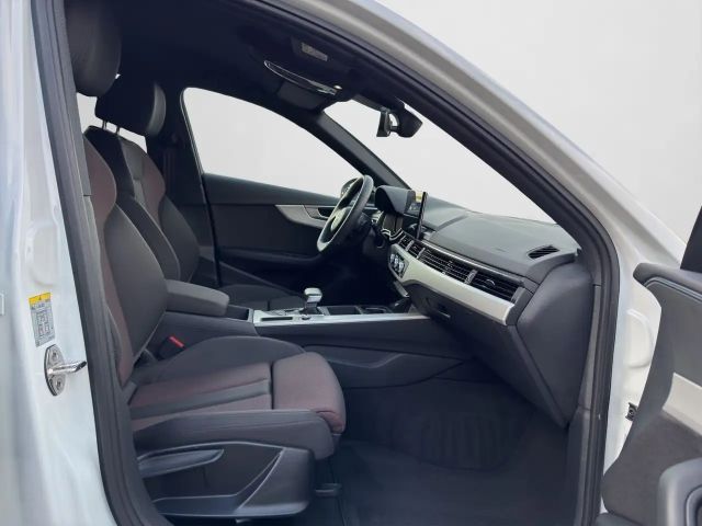 Audi A4 35 TFSI S-Line S-Tronic