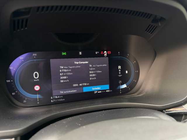 Volvo XC60 AWD Dark Plus