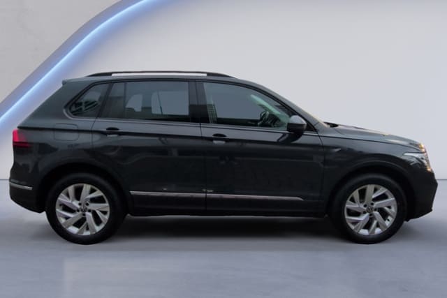 Volkswagen Tiguan 2.0 TSI DSG