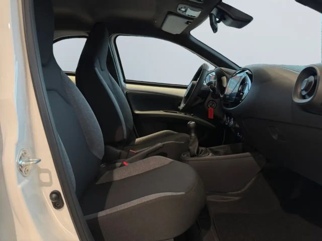 Toyota Aygo X Business Hatchback