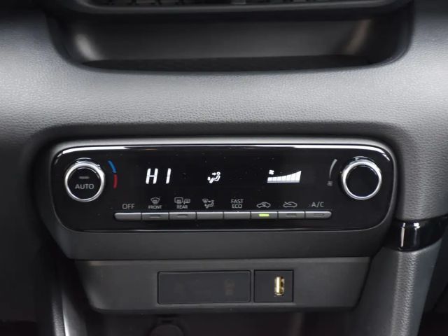 Toyota Yaris 1.5 Dual-VVT-iE (Hybrid)