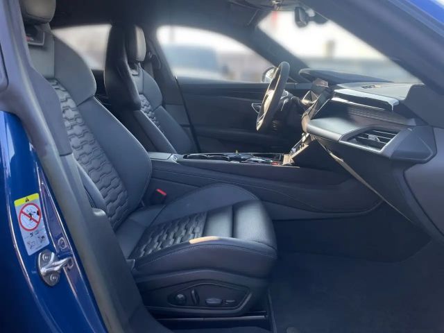 Audi RS e-tron GT Keramik Navi HUD B&O Carbondach