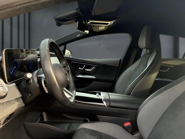 Mercedes-Benz EQE 350 AMG Line Sedan