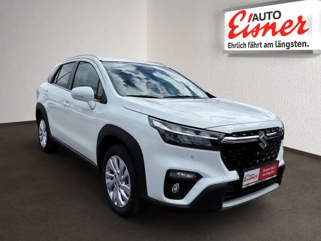 Suzuki S-Cross Hybrid