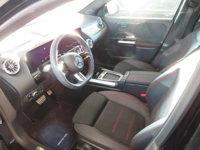 Mercedes-Benz GLA 200 AMG Line GLA 200 d