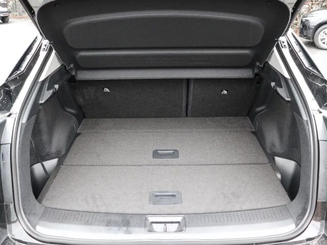 Nissan Ariya 63kWh Advance Pack Navi CCS AVM LED