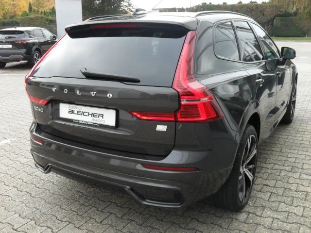 Volvo XC60 AWD Dark Plus T6