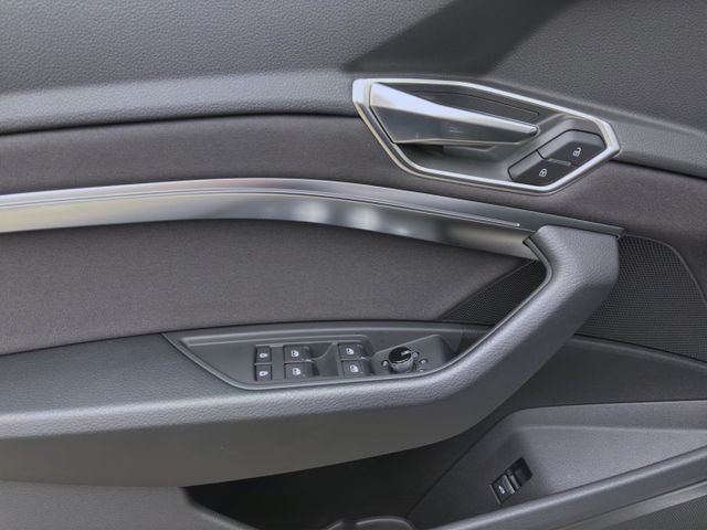 Audi Q8 e-tron 50 Quattro S-Line