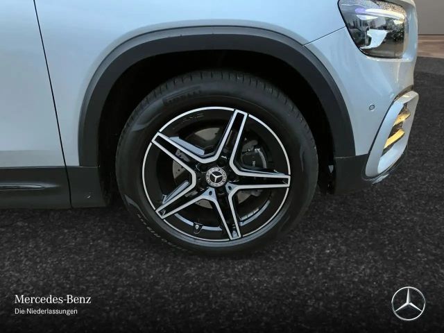 Mercedes-Benz GLB 200 AMG Line