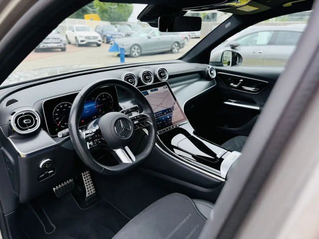 Mercedes-Benz GLC 300 AMG Line GLC 300 d