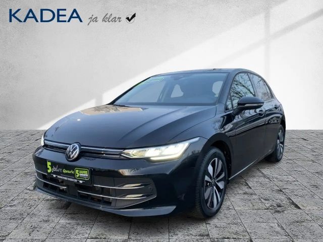 Volkswagen Golf 1.5 eTSI Golf VIII