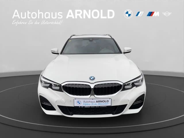 BMW 330 330e M-Sport Touring