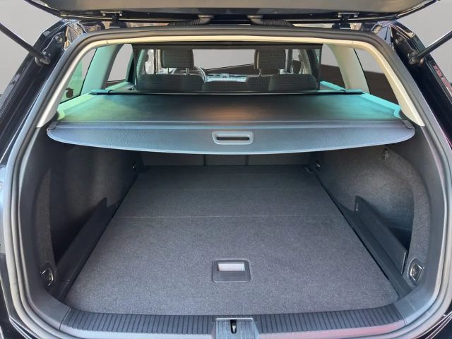 Volkswagen Passat Business DSG Variant