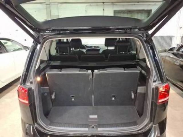 Volkswagen Touran 1.5 TSI DSG