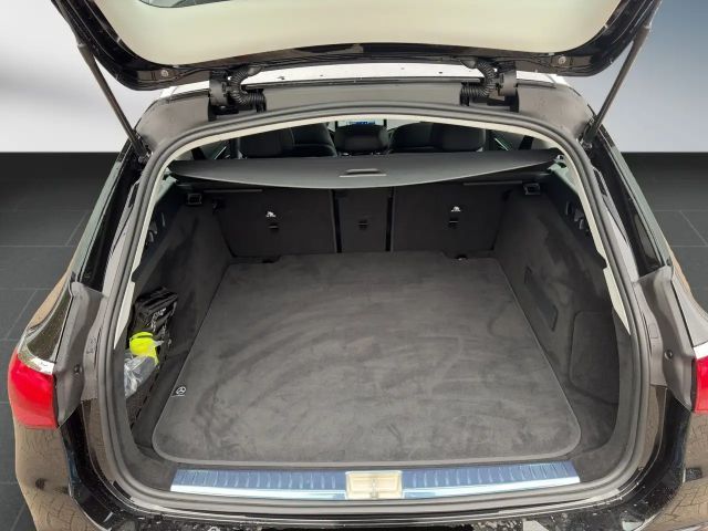 Mercedes-Benz E 200 AVANTGARDE Estate
