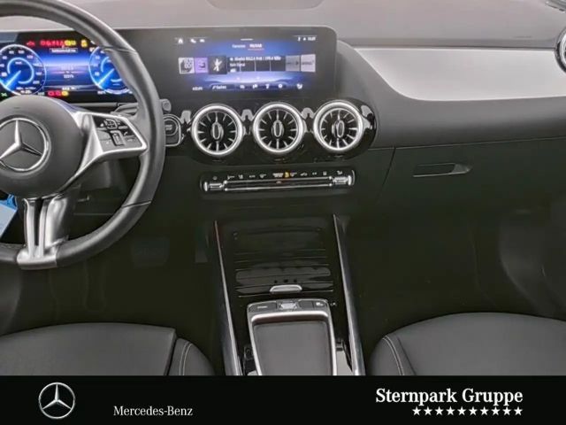 Mercedes-Benz EQA 300 4MATIC Progressive