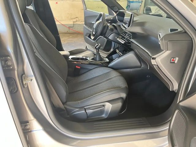 Peugeot 2008 Allure Pack PureTech