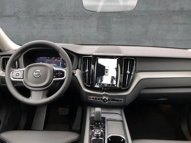 Volvo XC60 AWD Dark Plus