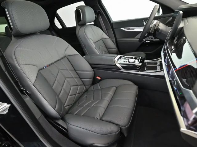 BMW 740 740d M-Sport Sedan xDrive