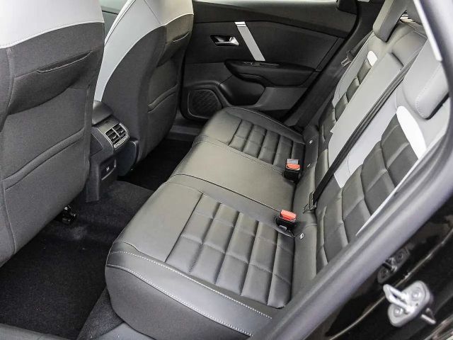 Citroën C4 Hybrid Max