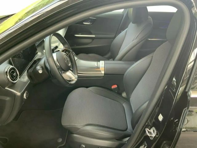 Mercedes-Benz C 180 AVANTGARDE Estate