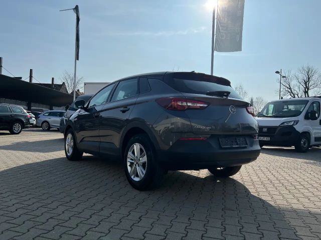 Opel Grandland X 1.5 CDTI 1.5 Turbo Edition