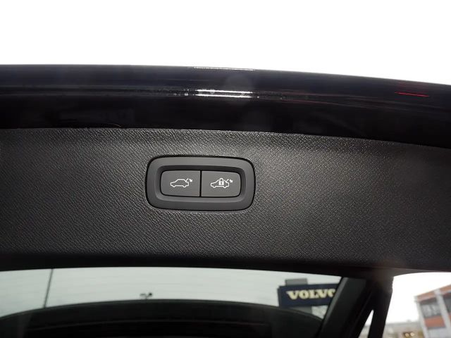 Volvo XC90 AWD Dark Plus Recharge T8