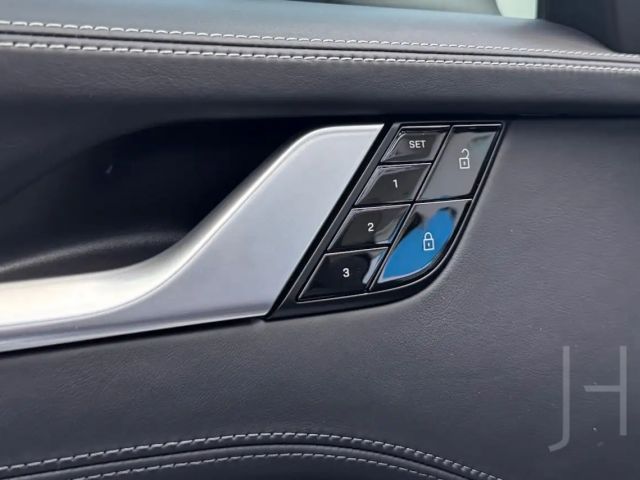 Porsche 992 4S Cabrio Carrera